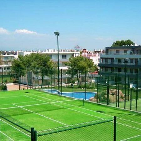 J Tramuntana Planet Costa Dorada Apartment Салоу Екстериор снимка