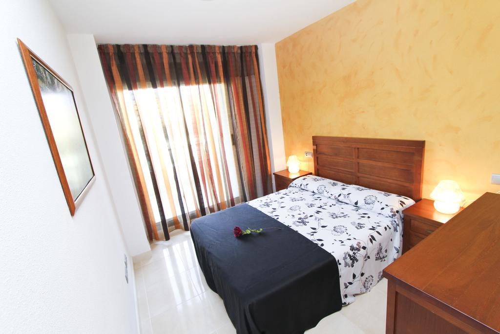 J Tramuntana Planet Costa Dorada Apartment Салоу Стая снимка