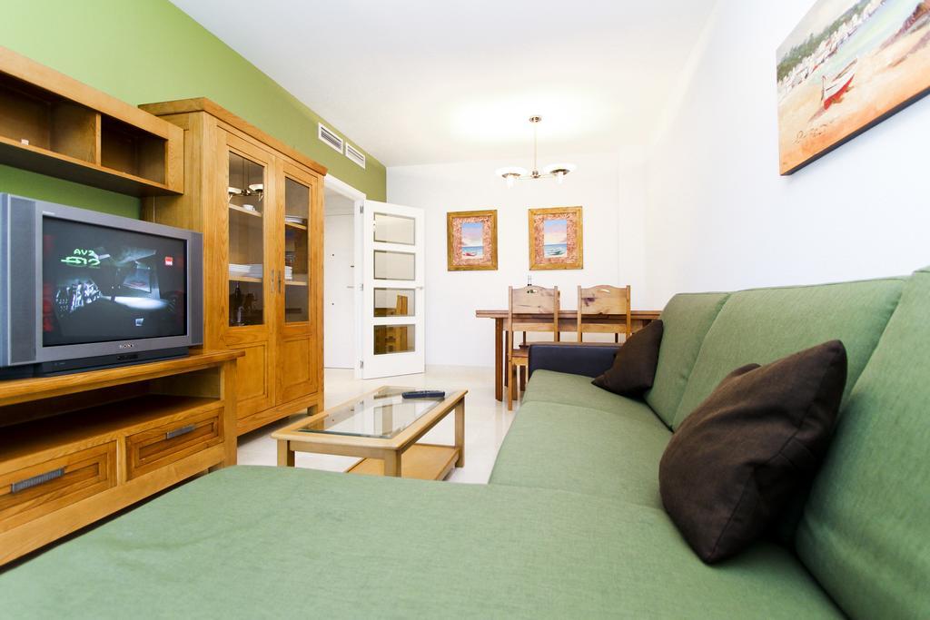 J Tramuntana Planet Costa Dorada Apartment Салоу Стая снимка