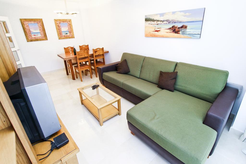 J Tramuntana Planet Costa Dorada Apartment Салоу Стая снимка